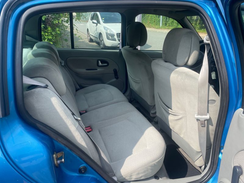 RENAULT CLIO II PHASE II 1.4i 16V 100CV