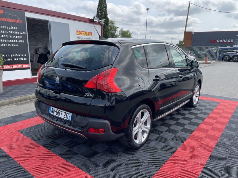 PEUGEOT 3008 2010