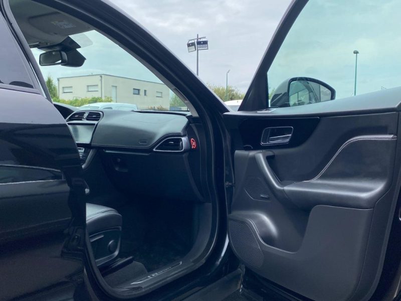 JAGUAR F-PACE 2.0D 180 10CV R-Sport 🚙 Toit pano 🌞 Caméra 📷 Reprise + Garantie 6 mois✅