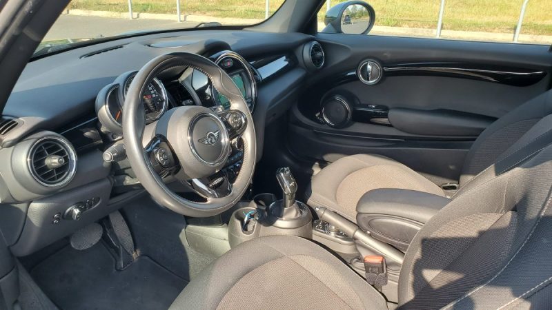 MINI COOPER 1.5i 136 ch BVA7 CHILI GPS RADARS CLIM AUTO BT