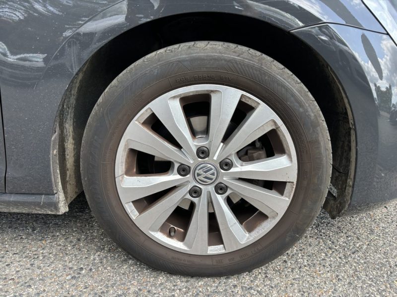 VOLKSWAGEN GOLF 7 2015