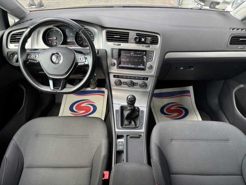 VOLKSWAGEN GOLF 7 2015
