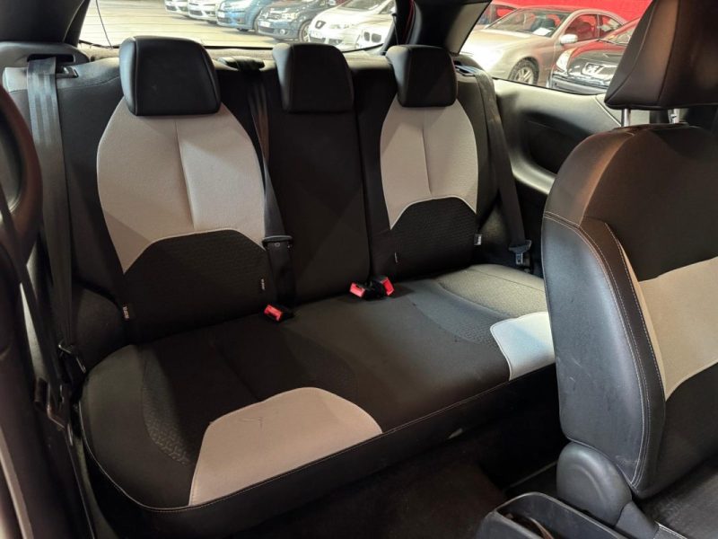 CITROEN DS3 1.4 VTi 95 So Chic 