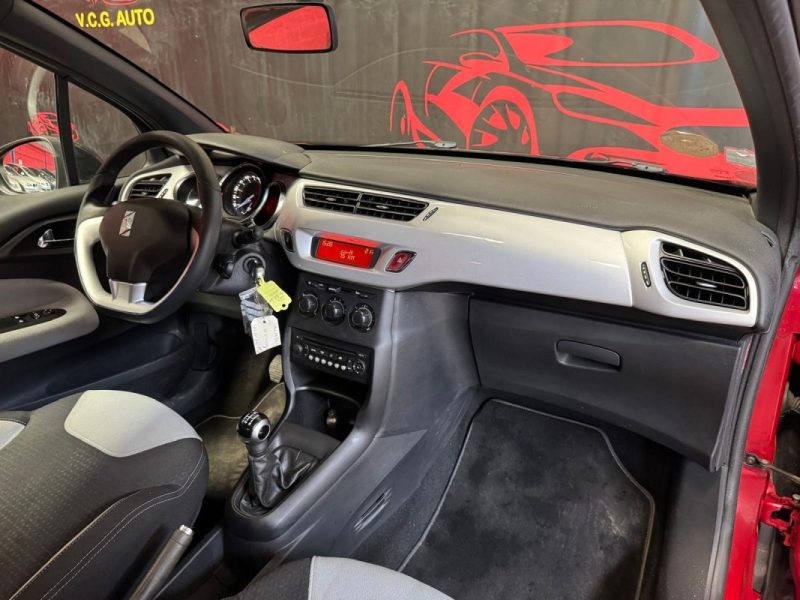 CITROEN DS3 1.4 VTi 95 So Chic 