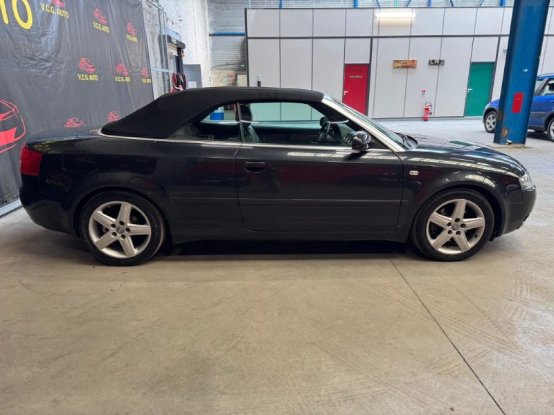 AUDI A4 CABRIOLET 2.5 TDI V6 163 MULTITRONIC 