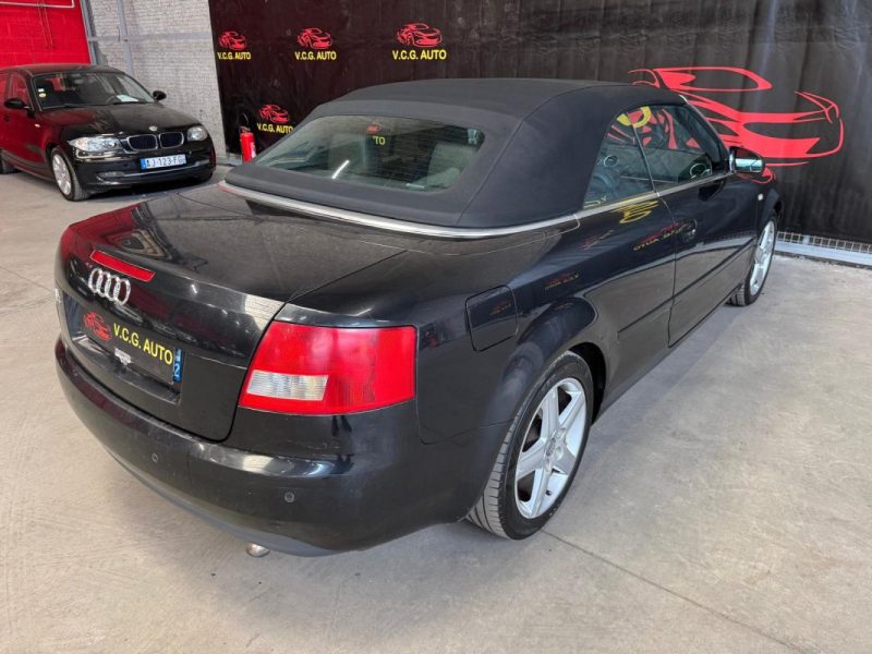 AUDI A4 CABRIOLET 2.5 TDI V6 163 MULTITRONIC 