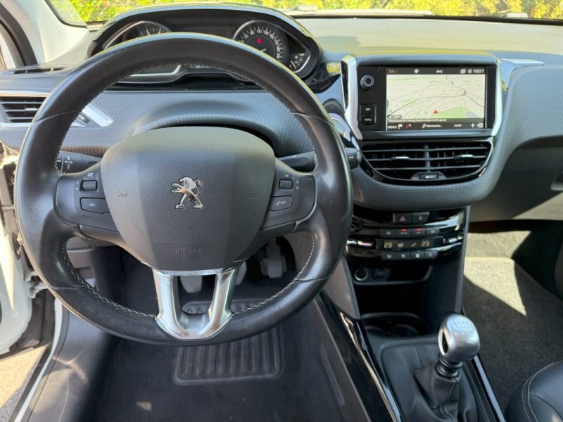 PEUGEOT 2008 ALLURE 2019