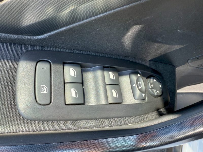 PEUGEOT 2008 ALLURE 2019