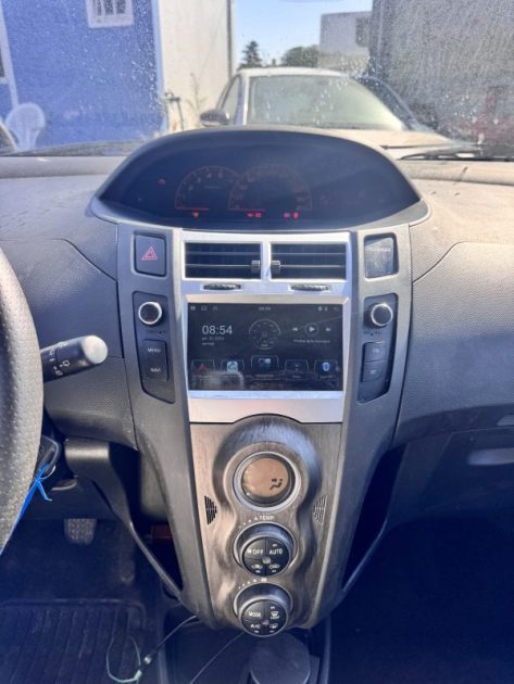 TOYOTA YARIS 90 D-4D MILLENIUM 5P