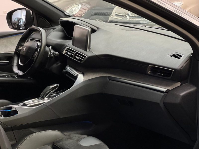 PEUGEOT 3008 2.0 BLUE HDi 180ch GT Line EAT8