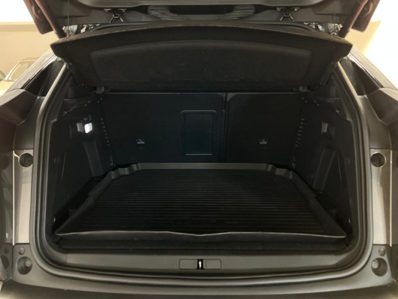 PEUGEOT 3008 2.0 BLUE HDi 180ch GT Line EAT8