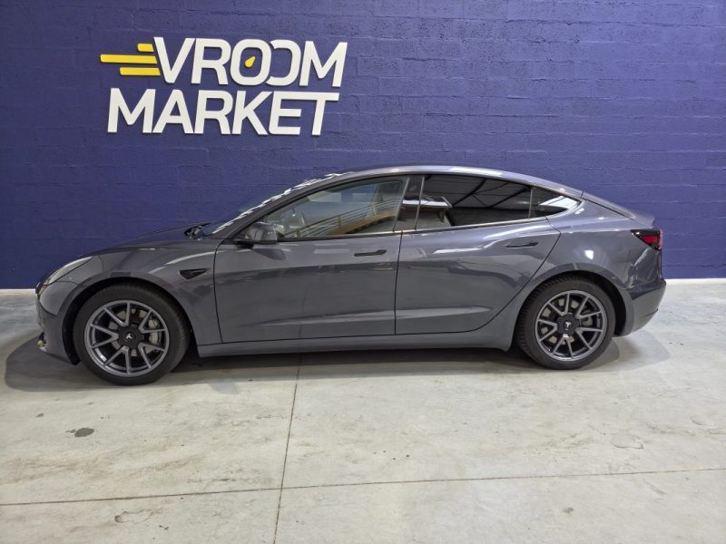 TESLA MODEL 3 Standard RWD Plus MY22