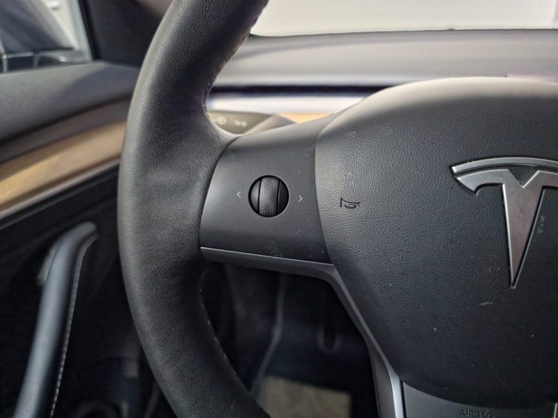 TESLA MODEL 3 Standard RWD Plus MY22