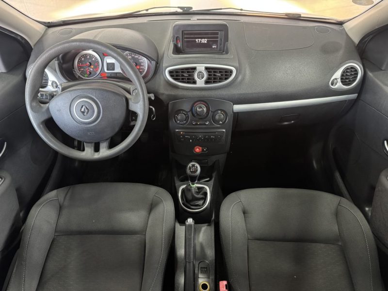 RENAULT CLIO 2010