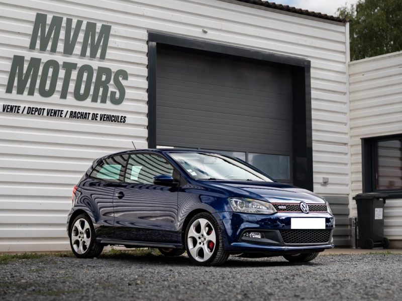 VOLKSWAGEN POLO 2011