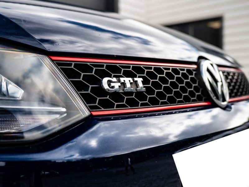 VOLKSWAGEN POLO 2011