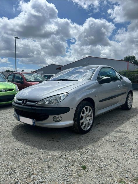 PEUGEOT 206 2001