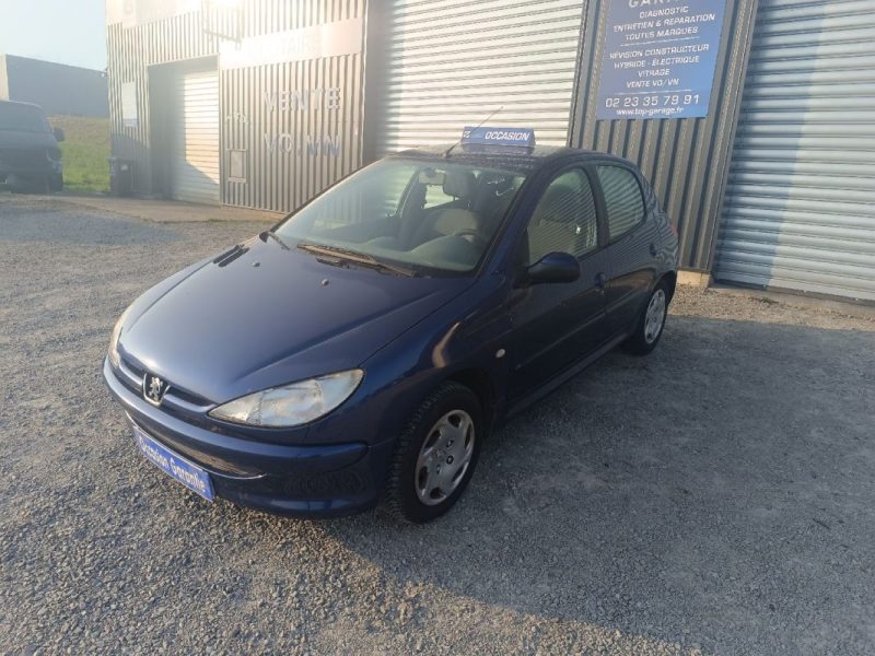 PEUGEOT 206 2001