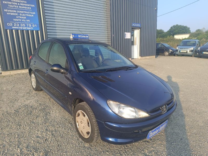 PEUGEOT 206 2001
