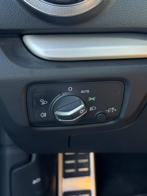 Audi A3 e-Tron Sportback 1.4 204CV / S-Line / Virtual Cockpit / CT OK / Révisée