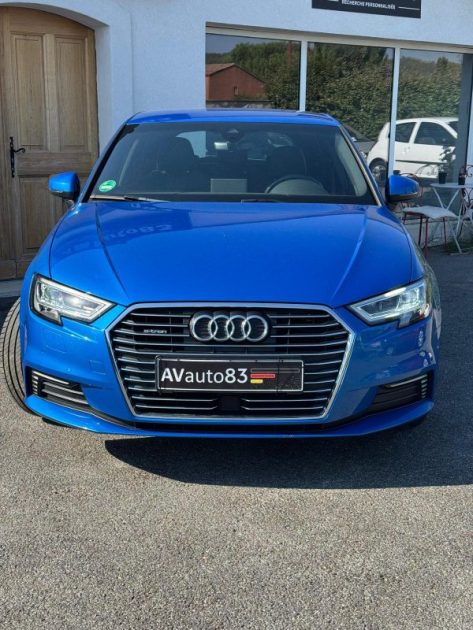 Audi A3 e-Tron Sportback 1.4 204CV / S-Line / Virtual Cockpit / CT OK / Révisée