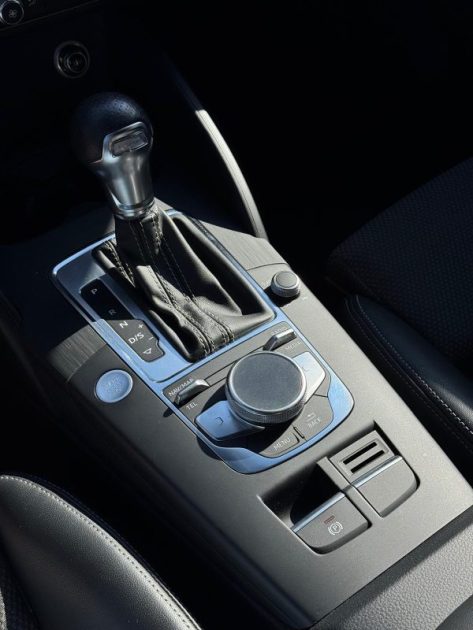 Audi A3 e-Tron Sportback 1.4 204CV / S-Line / Virtual Cockpit / CT OK / Révisée