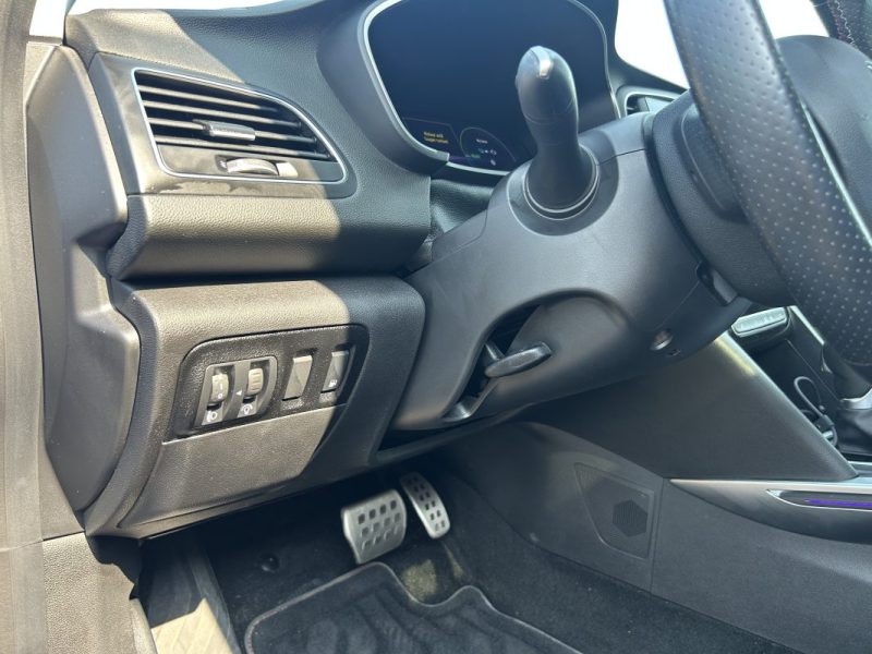 RENAULT MEGANE E-TECH PLUG-IN HYBRID RS-LINE - GARANTIE 3 MOIS