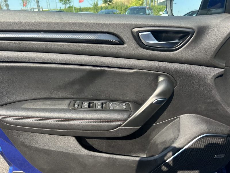 RENAULT MEGANE E-TECH PLUG-IN HYBRID RS-LINE - GARANTIE 3 MOIS