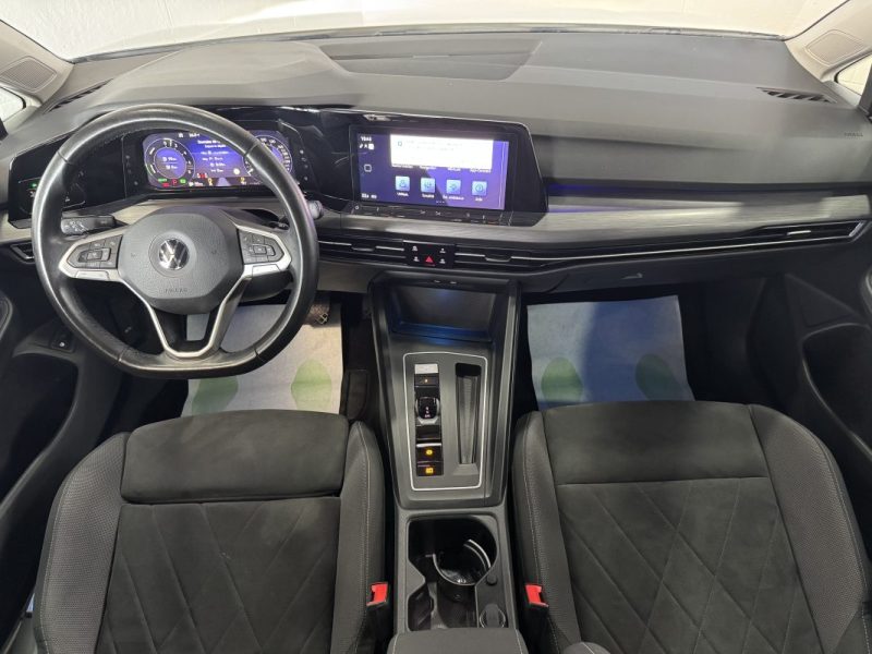 VOLKSWAGEN GOLF 2020