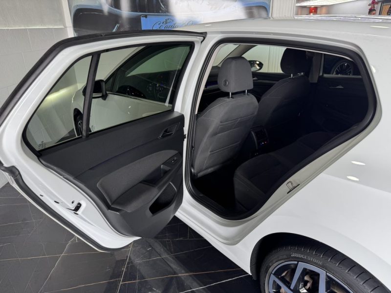 VOLKSWAGEN GOLF 2020