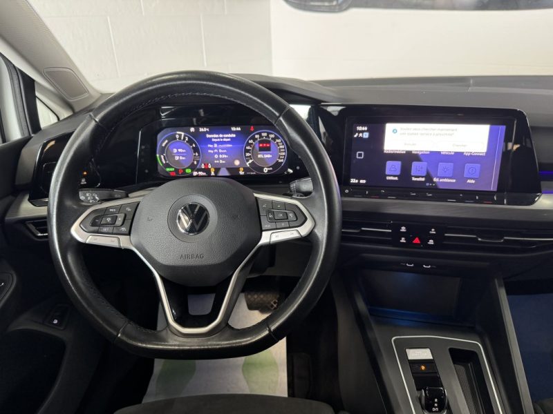 VOLKSWAGEN GOLF 2020