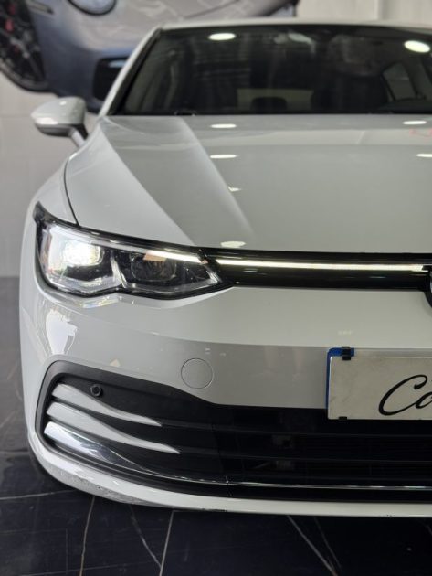 VOLKSWAGEN GOLF 2020