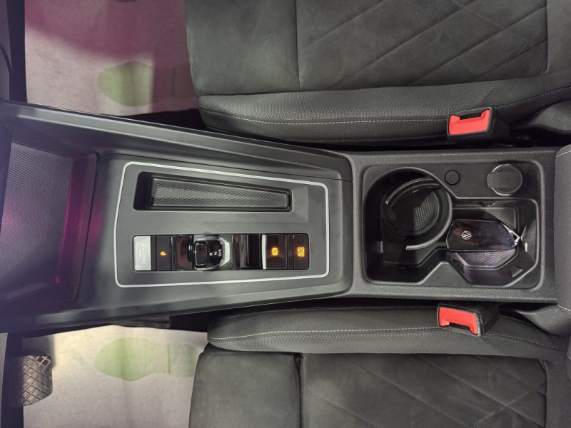 VOLKSWAGEN GOLF 2020