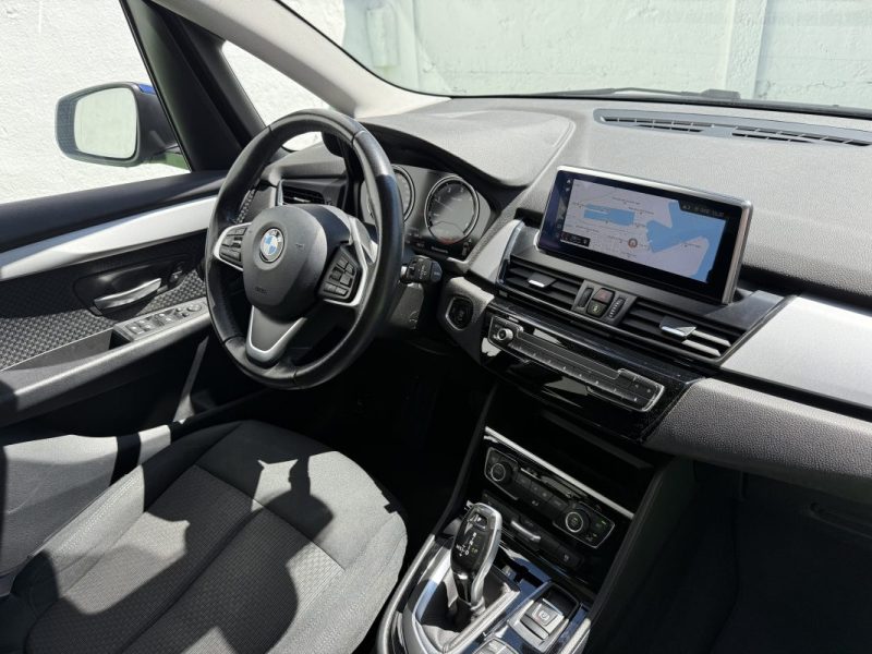 BMW SERIE 2 ACTIVE TOURER (F45) 218dA 150ch Lounge / TOIT OUVRANT / CAMERA / ORIGINE FRANCE
