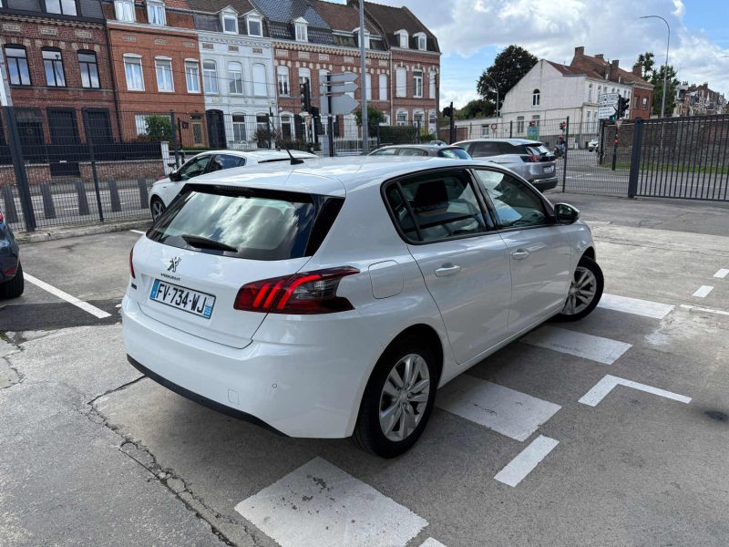 PEUGEOT 308 II (2)  BLUEHDI 100CV ACTIVE BUSINESSE - CARPLAY - COCKPIT - GARANTIe