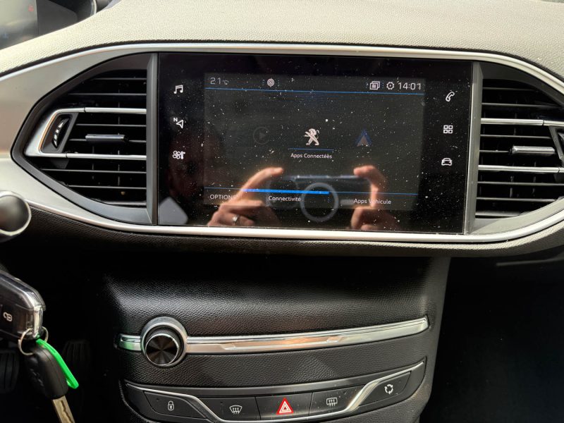 PEUGEOT 308 II (2)  BLUEHDI 100CV ACTIVE BUSINESSE - CARPLAY - COCKPIT - GARANTIe