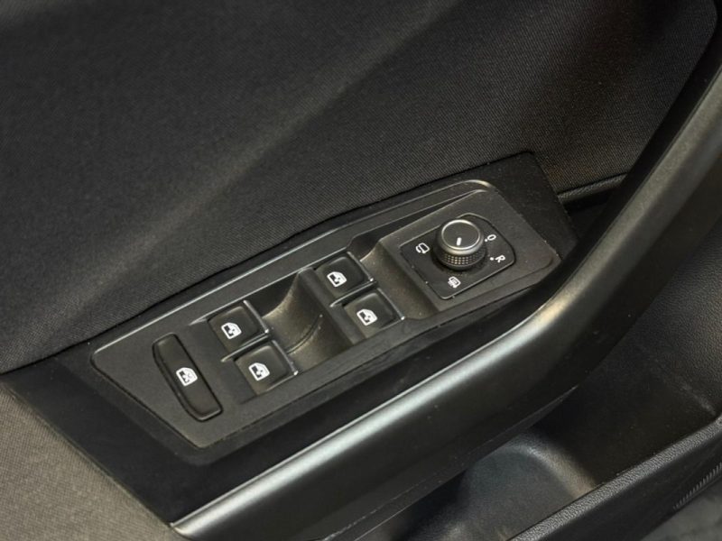 VOLKSWAGEN T-ROC 1.0 TSI Lounge 110 cv