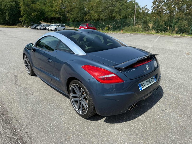 PEUGEOT RCZ 2011
