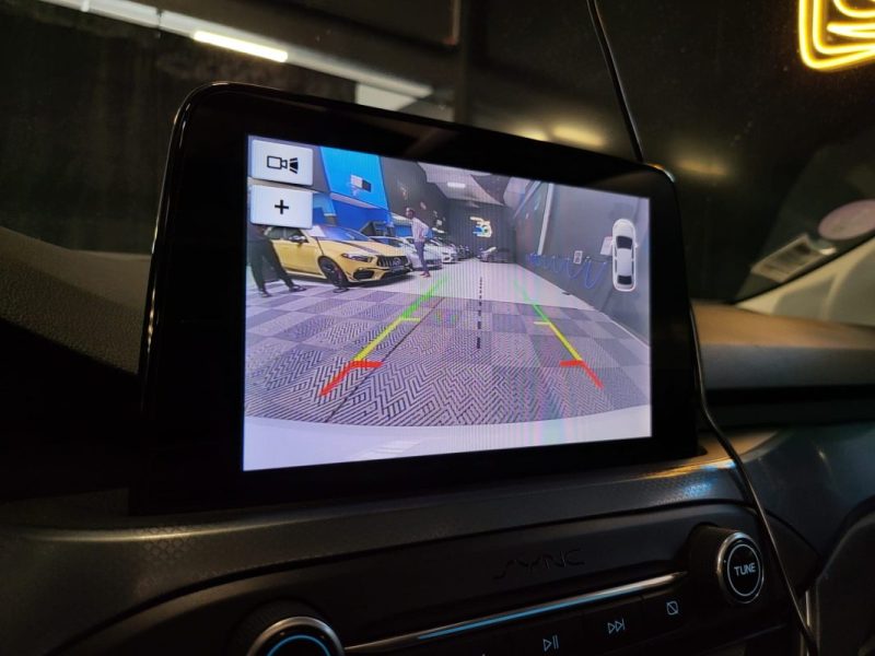 FORD FOCUS 1.0 ECOBOOST 125 ACTIVE BVA / TOIT OUVRANT / CARPLAY / SONO BO / SUIVI COMPLET / PREMIERE