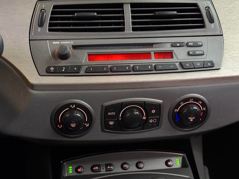 BMW E85 Z4 3.0 231 CH PACK M GARANTIE 