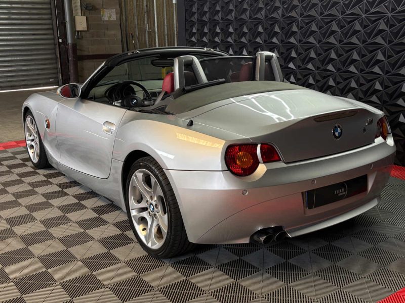 BMW E85 Z4 3.0 231 CH PACK M GARANTIE 