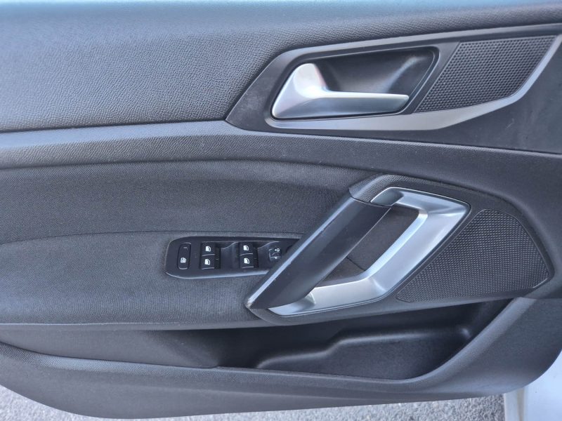 PEUGEOT 308 1.6 125 5p