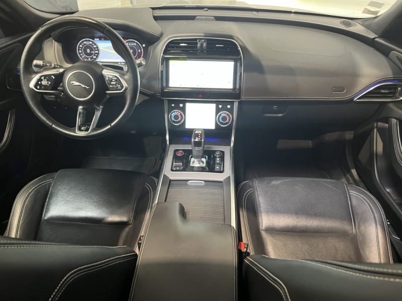 JAGUAR XE 2020