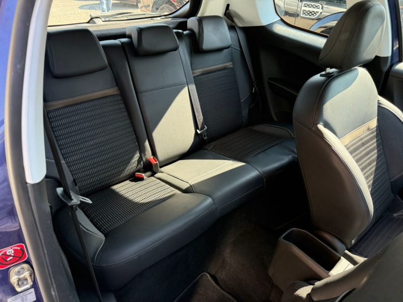 PEUGEOT 208 1.4l VTI 95CV 3P 2012