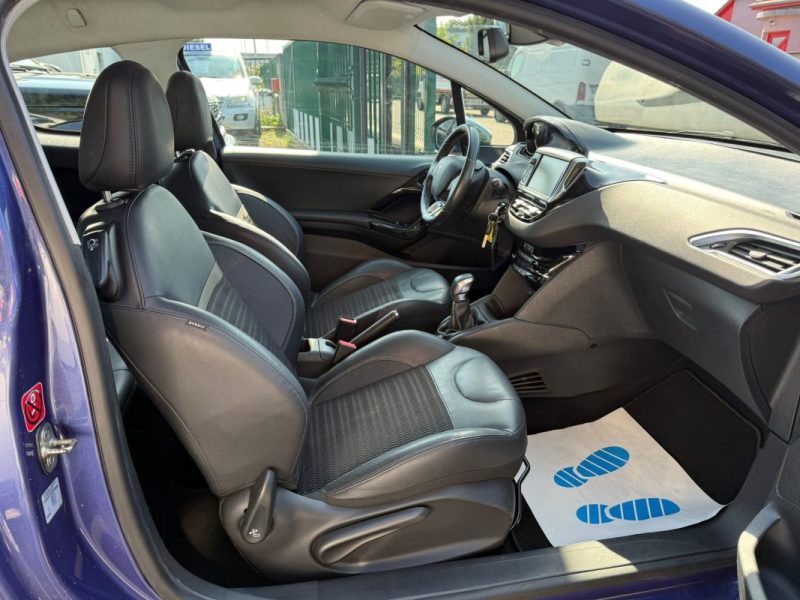 PEUGEOT 208 1.4l VTI 95CV 3P 2012