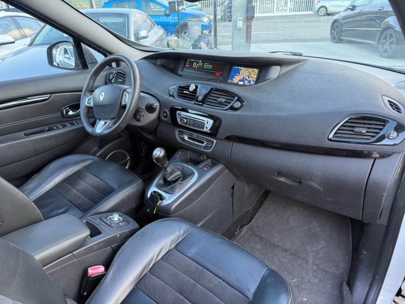 RENAULT SCENIC 3  1.6 DCI 130CH INITIALE CUIR TOIT OUVRANT GPS GRANTIE 6 MOIS