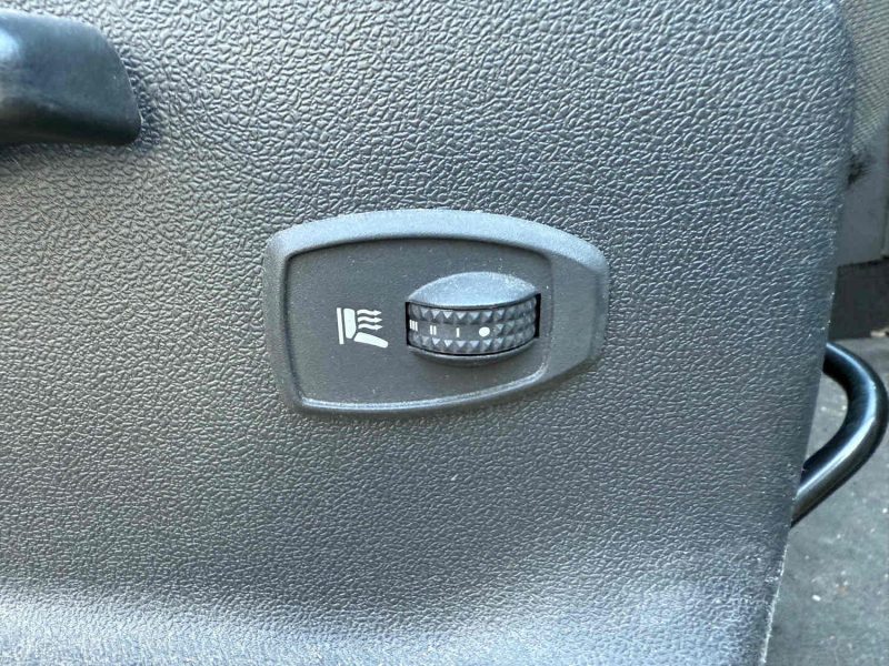 RENAULT SCENIC 3  1.6 DCI 130CH INITIALE CUIR TOIT OUVRANT GPS GRANTIE 6 MOIS