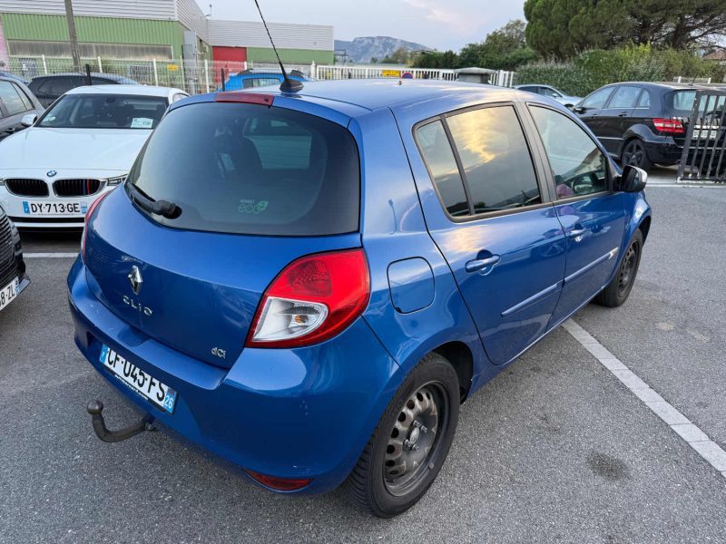 RENAULT CLIO 3  2012