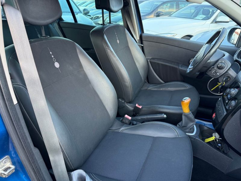 RENAULT CLIO 3  2012