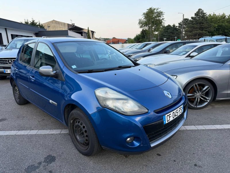 RENAULT CLIO 3  2012